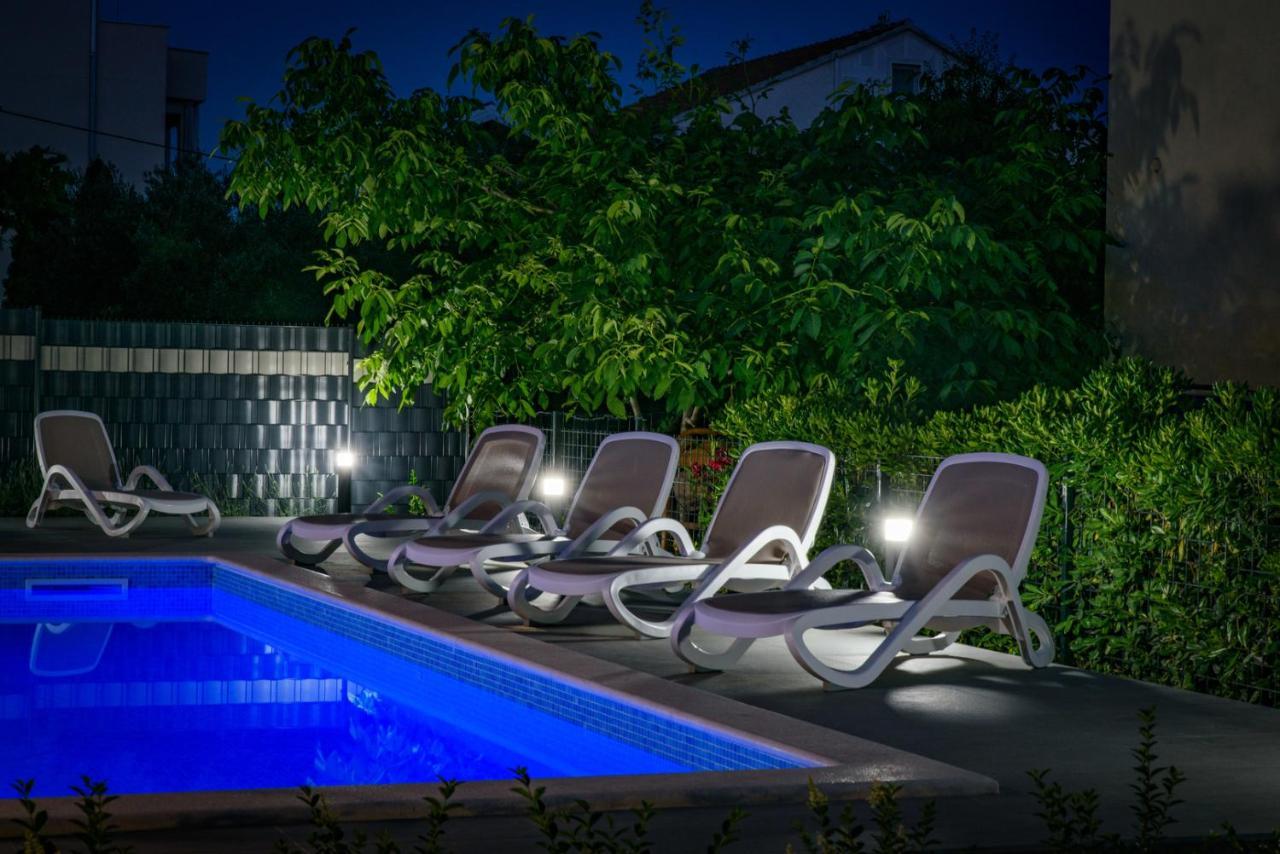 Seka Apartments With A Pool Kaštela Exterior foto