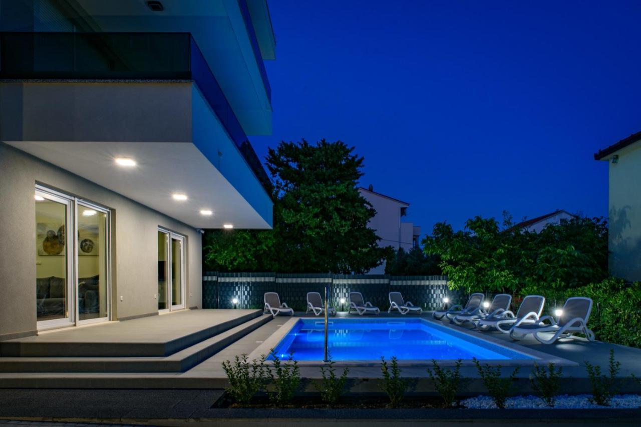 Seka Apartments With A Pool Kaštela Exterior foto