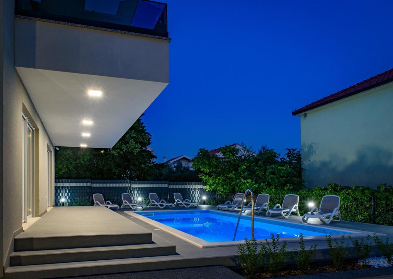 Seka Apartments With A Pool Kaštela Exterior foto