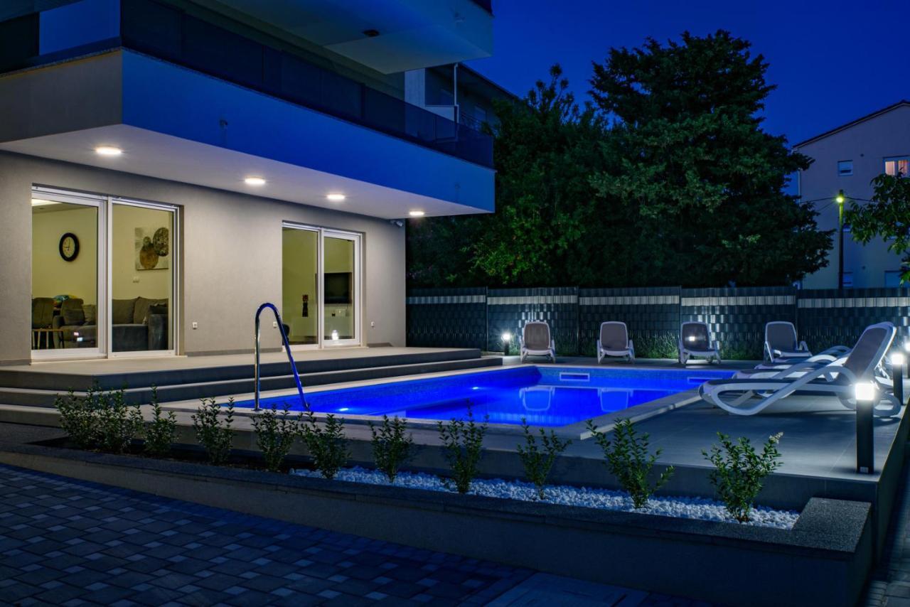 Seka Apartments With A Pool Kaštela Exterior foto